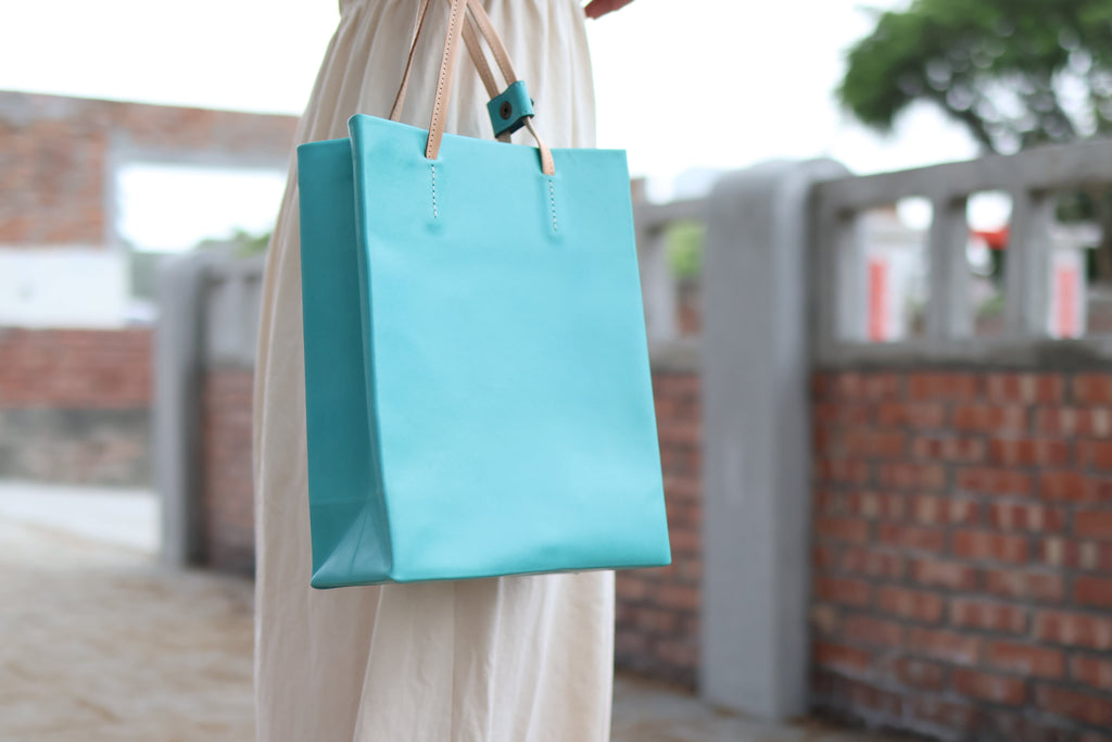 L.I.S本革工坊 | ☀︎春夏新品☀︎ 義大利多脂牛革 偽紙袋牛皮 購物袋/手提包/肩背包--薄荷藍